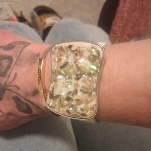 Chunky Gold Tone Resin Chunk Bracelet with Iridescent Inlay